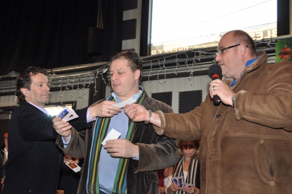 Photo Coverage: The Irish Tenors Visit Hurricane Sandy Victims in Breezy Point Image
