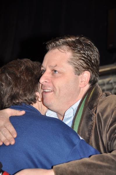Photo Coverage: The Irish Tenors Visit Hurricane Sandy Victims in Breezy Point Image