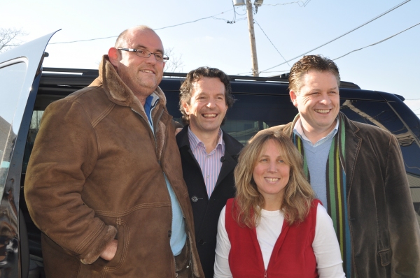 Photo Coverage: The Irish Tenors Visit Hurricane Sandy Victims in Breezy Point Image