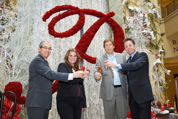 Photo Flash: THE BACHELOR's Chris Harrison Unveils the Palazzo Rose Image