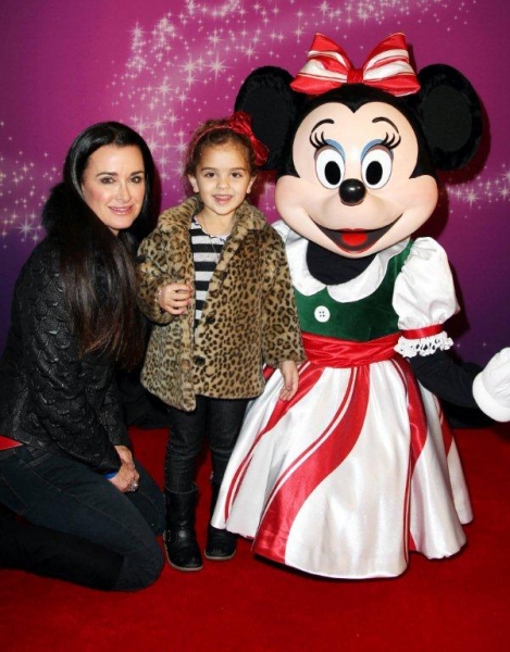 Kyle Richards and daughter with Minnie Mouse Photo