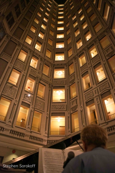 Photo Coverage: Jamie deRoy & Residents Perform at Alwyn Court Image