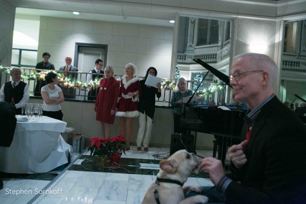 Photo Coverage: Jamie deRoy & Residents Perform at Alwyn Court Image