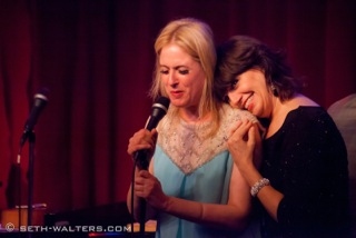 Photo Flash: Lisa Lambert Plays Broadway at Birdland Image