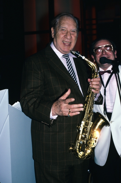 Photo Blast from the Past: Henny Youngman Image