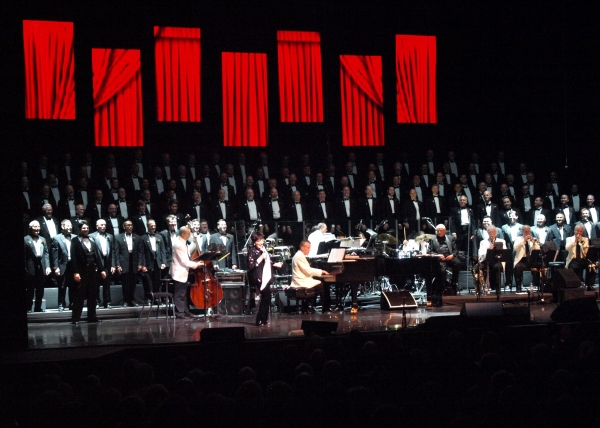 Photo Coverage: Liza Minnelli with MenAlive in A WINTER SPECTACULAR Opening Night at Segerstrom Hall Image