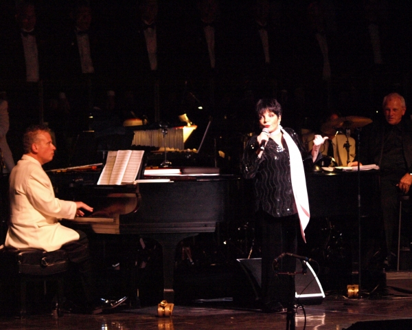 Photo Coverage: Liza Minnelli with MenAlive in A WINTER SPECTACULAR Opening Night at Segerstrom Hall 