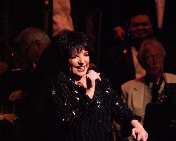 Photo Coverage: Liza Minnelli with MenAlive in A WINTER SPECTACULAR Opening Night at Segerstrom Hall Image
