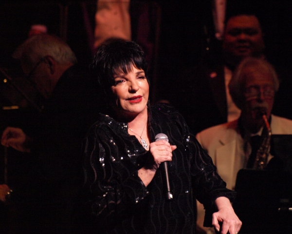 Photo Coverage: Liza Minnelli with MenAlive in A WINTER SPECTACULAR Opening Night at Segerstrom Hall 