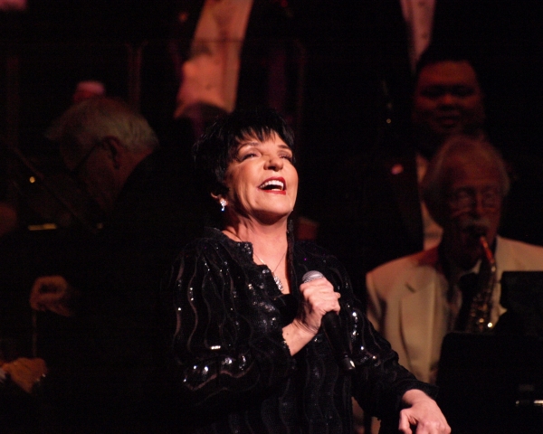 Photo Coverage: Liza Minnelli with MenAlive in A WINTER SPECTACULAR Opening Night at Segerstrom Hall Image