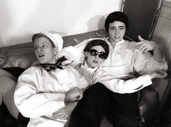 Photo Flash: Saturday Intermission Pics, Dec 15 - NEWSIES, EVITA Send Thoughts to Newtown, SantaCon & More!  Image