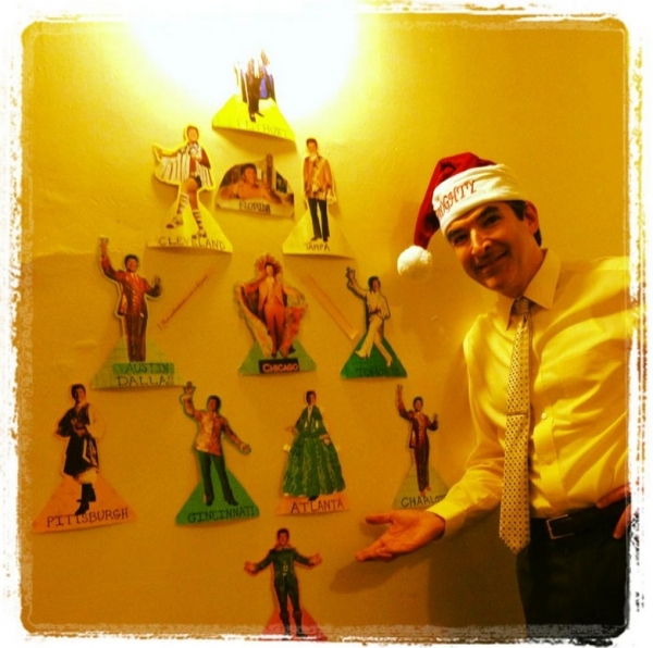 Photo Flash: Saturday Intermission Pics, Dec 15 - NEWSIES, EVITA Send Thoughts to Newtown, SantaCon & More!  Image