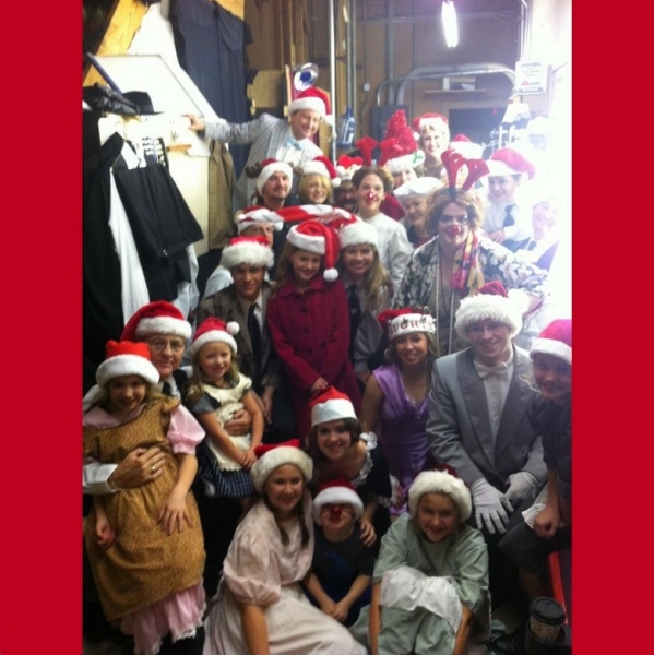 Photo Flash: Saturday Intermission Pics, Dec 15, Part 2 - More Heartfelt Newtown Tributes and Christmas Cheer! 