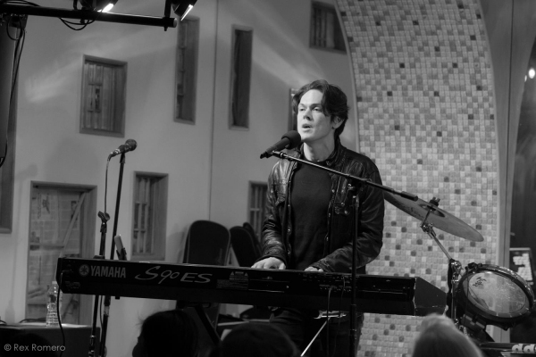 Photo Coverage: MiG Ayesa's Solo Rock Concert in Queens Image