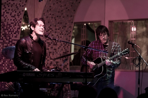 Photo Coverage: MiG Ayesa's Solo Rock Concert in Queens Image