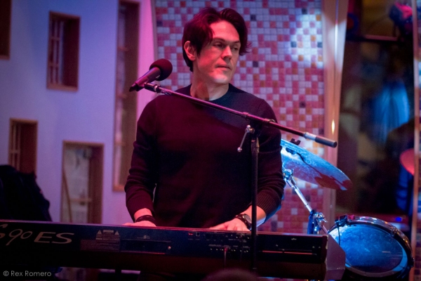 Photo Coverage: MiG Ayesa's Solo Rock Concert in Queens Image