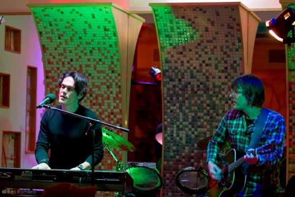 Photo Coverage: MiG Ayesa's Solo Rock Concert in Queens Image