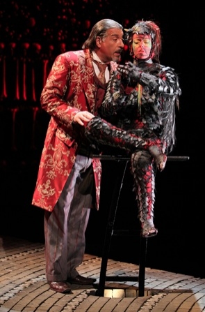 Photo Flash: First Look at Max McLean and Karen Eleanor Wight in THE SCREWTAPE LETTERS Image