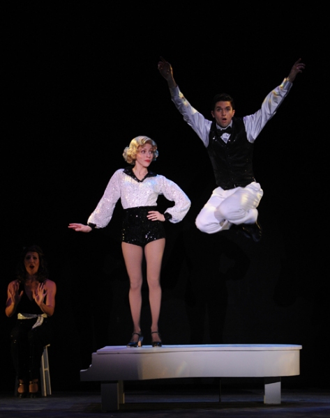 Photo Flash: First Look at San Diego Musical Theatre's WHITE CHRISTMAS Image