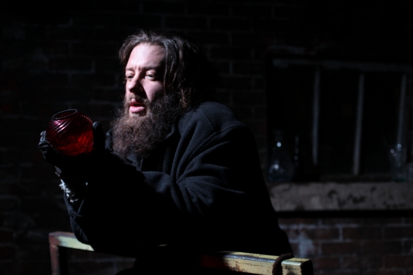 Photo Flash: First Look at Mary-Arrchie Theatre Co.'s THE GLASS MENAGERIE Image