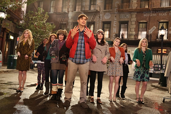 Photo Flash: First Look - TWO AND A HALF MEN's 1/10 Episode Image