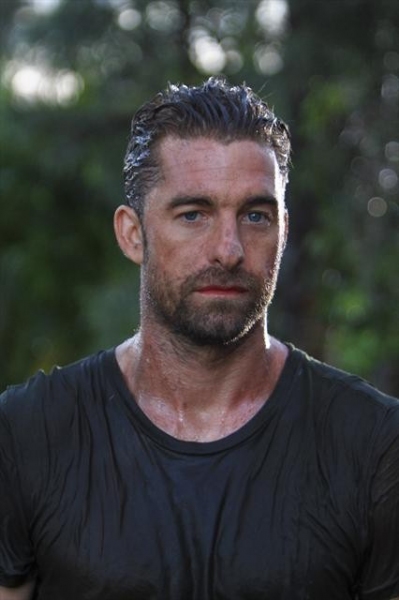 Photo Flash: LAST RESORT's 'Damn the Torpedoes' Episode, Airs 1/10 Image