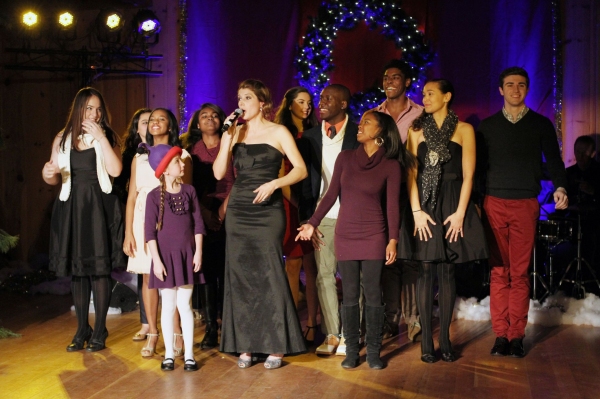 Photo Flash: Tony Vincent, Nicole Parker, and More at BDF's WHITE CHRISTMAS Benefit Image