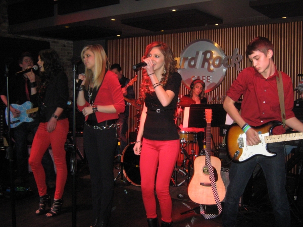 Photo Flash: Hard Rock Cafe Nashville Welcomes Jetset Getset and Other Rising Artists! Image