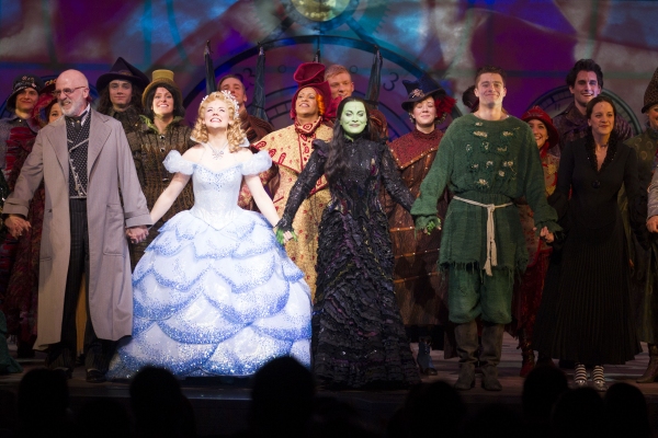 Photo Coverage: New WICKED Cast At Media Night Curtain Call! 