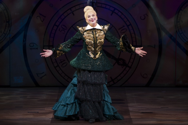 Photo Coverage: New WICKED Cast At Media Night Curtain Call! Image
