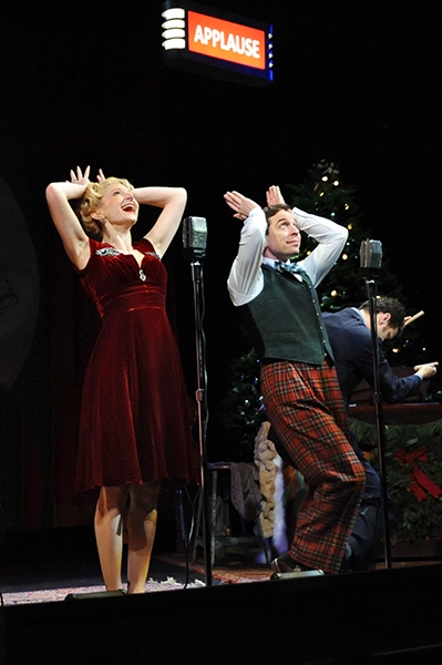 Photo Flash: First Look at Justin Guarini, Lauren Molina, Jill Paice and More in Bucks County's IT'S A WONDERFUL LIFE Image