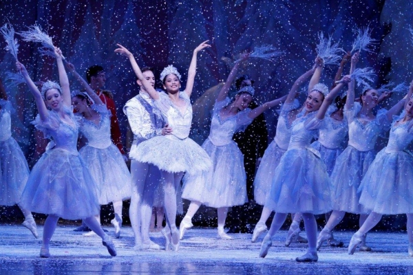 Photo Flash: Patricia Kennedy Hosts Wounded Vets at Joffrey Ballet's NUTCRACKER Image
