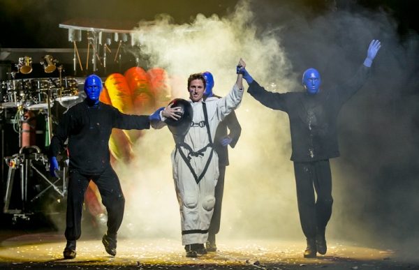 Photo Flash: Blue Man Group Hosts Boise State University and University of Washington's Football Teams at MAACO Bowl Las Vegas' Official Show Night 