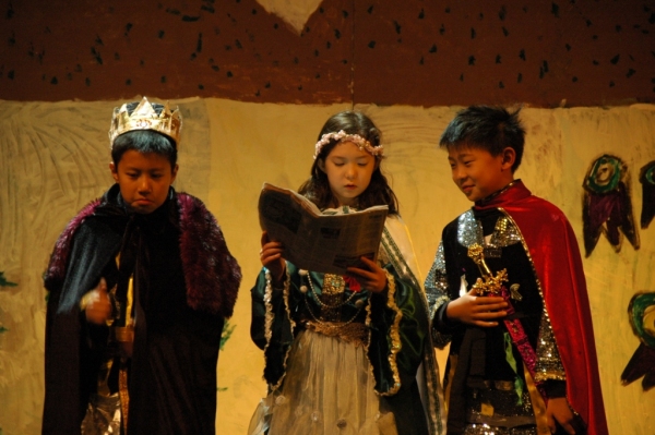 Photo Flash: Beijing Playhouse Academy of Performing Arts' HOLLY JOLLY ROBIN HOOD Image