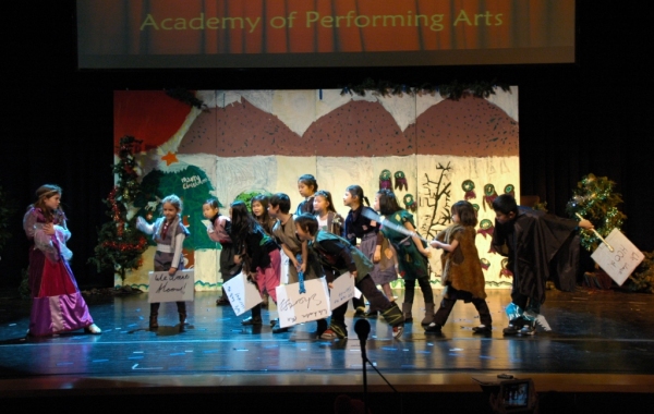 Photo Flash: Beijing Playhouse Academy of Performing Arts' HOLLY JOLLY ROBIN HOOD Image