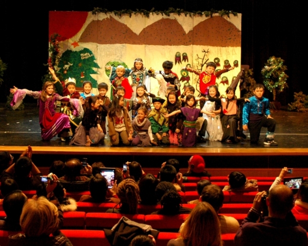 Photo Flash: Beijing Playhouse Academy of Performing Arts' HOLLY JOLLY ROBIN HOOD Image