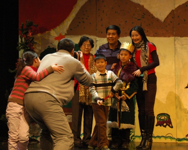 Photo Flash: Beijing Playhouse Academy of Performing Arts' HOLLY JOLLY ROBIN HOOD Image