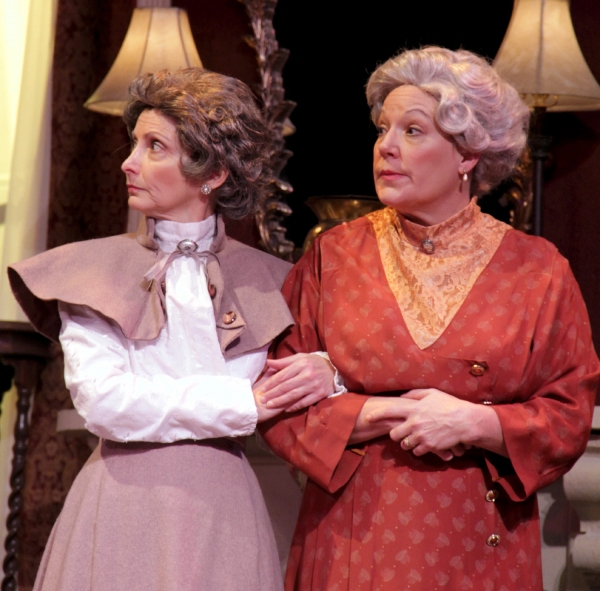 Photo Flash: First Look at ARSENIC & OLD LACE at Beef & Boards Dinner Theatre Image