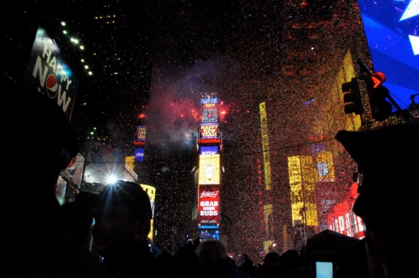 Photo Coverage: MDQ, Psy, Jepsen at 2013 New Year's Eve in Times Square 