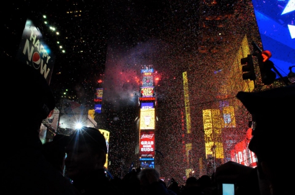 Photo Coverage: MDQ, Psy, Jepsen at 2013 New Year's Eve in Times Square  Image