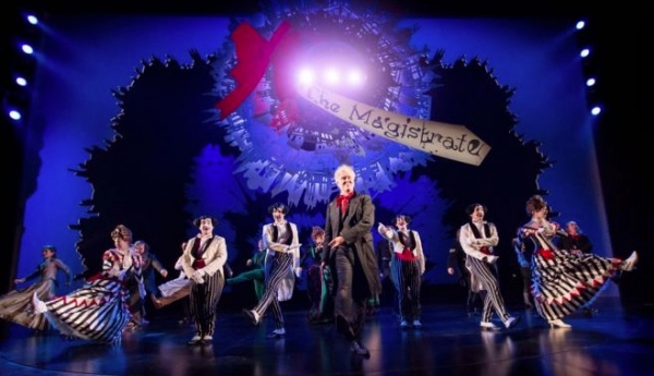 Photo Flash: First Look at John Lithgow in West End's THE MAGISTRATE 