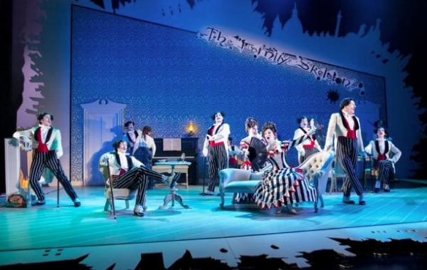 Photo Flash: First Look at John Lithgow in West End's THE MAGISTRATE Image