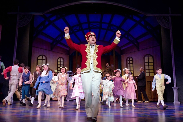 Photo Flash: First Look at Jeffrey Coon, Jennifer Hope Wills and More in Walnut Street's THE MUSIC MAN  Image