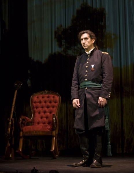 Photo Flash: First Look at Hershey Felder in AN AMERICAN STORY FOR ACTOR AND ORCHESTRA Image