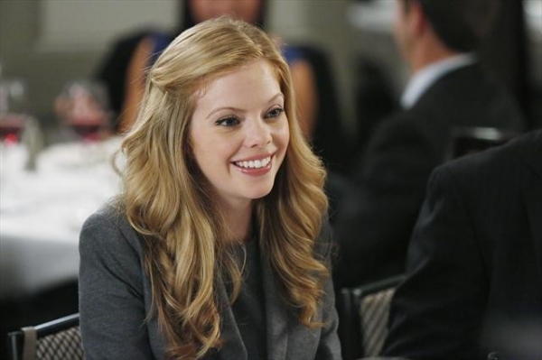 Photo Flash: DON'T TRUST THE B---- IN APARTMENT 23's 'Monday June...' Episode, Airs 1/13 Image