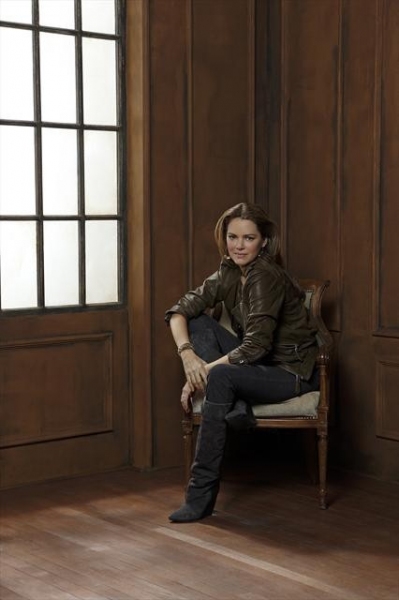 Photo Flash: First Look at the Cast of ABC's ZERO HOUR, Feat. Anthony Edwards Image