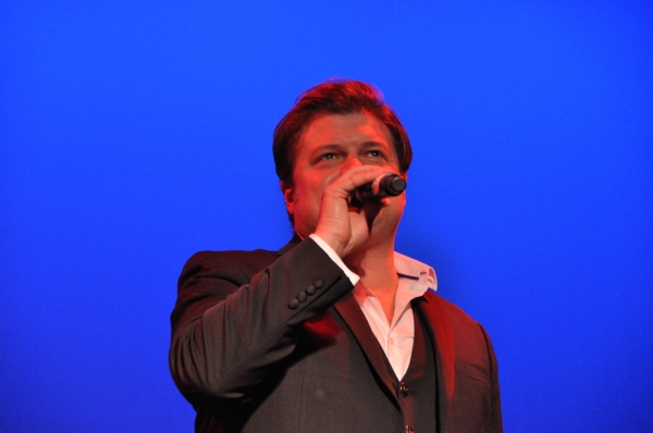 Photo Coverage: Inside the BROADWAY SPECTACULAR with Neil Berg and Rob Evan Image