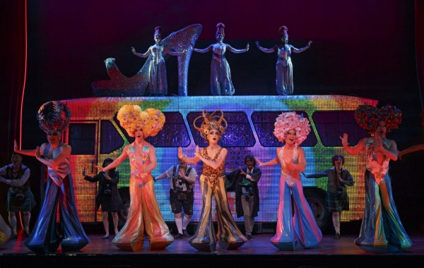 Photo Flash: First Look at Wade McCollum, Scott Willis and More in PRISCILLA QUEEN OF THE DESERT National Tour! Image