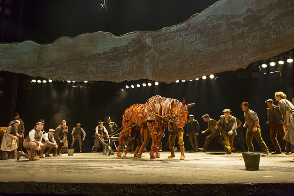 Photo Flash: First Look at Andrew Veenstra, Angela Reed and More in US National Tour of WAR HORSE 