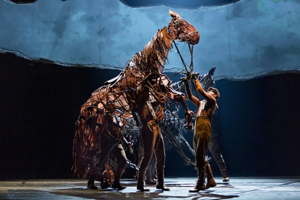 Photo Flash: First Look at Andrew Veenstra, Angela Reed and More in US National Tour of WAR HORSE 